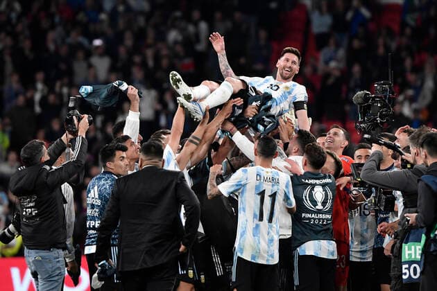 Lionel Messi of Argentina celebrates the victory with team mate after the victory of the Finalissima trophy 2022 football match between Italy and Argentina at Wembley stadium in London, England, June 1st, 2022. Photo Andrea Staccioli Insidefoto AndreaxStaccioli