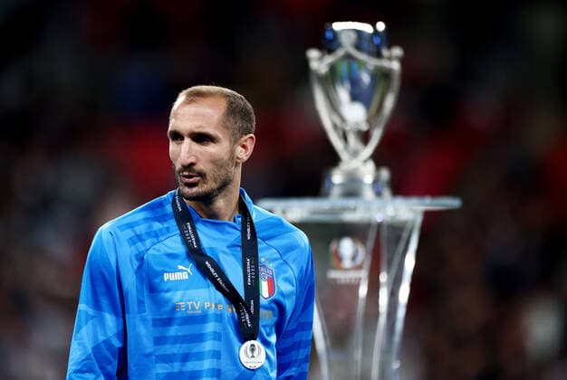 Mandatory Credit: Photo by James Marsh Shutterstock (12964971bq) Giorgio Chiellini of Italy with his medal. Argentina v Italy, UEFA Finalissima 2022, Football, Wembley Stadium, London, UK - 01 Jun 2022 Argentina v Italy, UEFA Finalissima 2022, Football, Wembley Stadium, London, UK - 01 Jun 2022 Copyright: xJamesxMarsh Shutterstockx 12964971bq