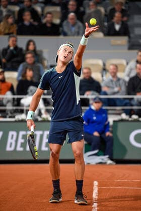 Roland Garros 2022 PARIS, IF - 01.06.2022: ROLAND GARROS 2022 - Holger Rune (DEN) during a tennis match against Casper Ruud (NOR) valid for the quarter-final of the 2022 Roland Garros men& 39;s tournament held in Paris, France. (Photo: Richard Callis Fotoarena) x2214505x  RichardxCallis