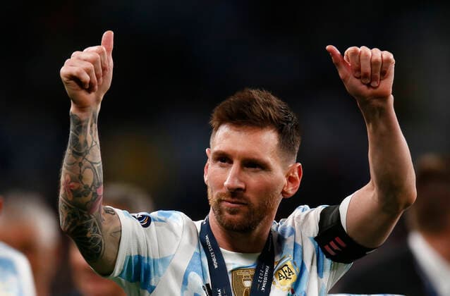 Italy v Argentina Conmebol - UEFA Cup of Champions Lionel Messi of Argentina wave to the crowd after Finalissima Conmebol - UEFA Cup of Champions between Italy and Argentina at Wembley Stadium , London, UK 01st June, 2022 London United Kingdom  Copyright: xActionxFotoxSportx originalFilename:galvin-italyand220601_npqKo.jpg