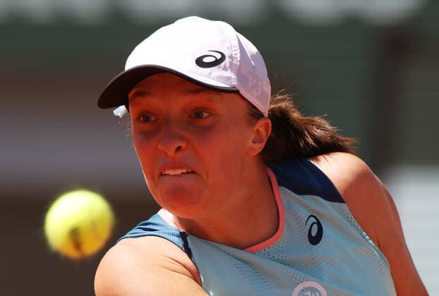 (220603) -- PARIS, June 3, 2022 -- Iga Swiatek returns a shot during the women s singles semifinal between Iga Swiatek of Poland and Daria Kasatkina of Russia at the French Open tennis tournament at Roland Garros in Paris, France, June 2, 2022. ) (SP)FRANCE-PARIS-TENNIS-ROLAND GARROS-FRENCH OPEN-WOMEN S SINGLES SEMIFINAL GaoxJing 
