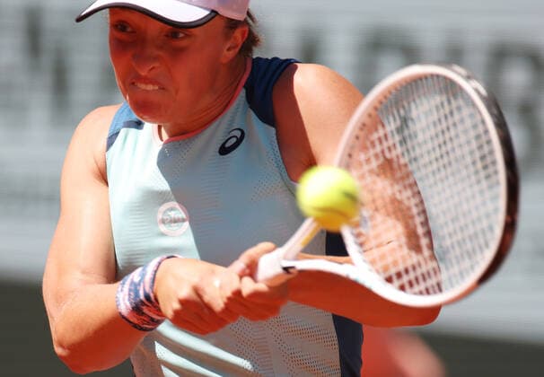 (220603) -- PARIS, June 3, 2022 -- Iga Swiatek returns a shot during the women s singles semifinal between Iga Swiatek of Poland and Daria Kasatkina of Russia at the French Open tennis tournament at Roland Garros in Paris, France, June 2, 2022. ) (SP)FRANCE-PARIS-TENNIS-ROLAND GARROS-FRENCH OPEN-WOMEN S SINGLES SEMIFINAL GaoxJing 