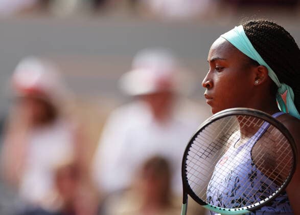 (220603) -- PARIS, June 3, 2022 -- Coco Gauff of the United States reacts during the women s singles semifinal against Martina Trevisan of Italy at the French Open tennis tournament at Roland Garros in Paris, France, June 2, 2022. ) (SP)FRANCE-PARIS-TENNIS-ROLAND GARROS-FRENCH OPEN-WOMEN S SINGLES SEMIFINAL GaoxJing 