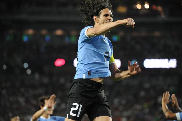 Edinson Cavani, of Uruguay, celebrates after scoring against Mexico during an International Friendly, Länderspiel, Nationalmannschaft soccer match between the national teams of Mexico and Uruguay at the Phoenix University stadium in Glendale, USA, 02 June 2022. Mexico vs. Uruguay !ACHTUNG: NUR REDAKTIONELLE NUTZUNG!  Copyright: xMaxxSimbronx USA8204 20220603-e80910b1565ff26ee6b2812824f3e066ea27f4e3