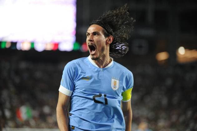 Edinson Cavani, of Uruguay, celebrates after scoring against Mexico during an International Friendly, Länderspiel, Nationalmannschaft soccer match between the national teams of Mexico and Uruguay at the Phoenix University stadium in Glendale, USA, 02 June 2022. Mexico vs. Uruguay !ACHTUNG: NUR REDAKTIONELLE NUTZUNG!  Copyright: xMaxxSimbronx USA8206 20220603-e31af644a6453137fcda257d3eecd53078a0f400