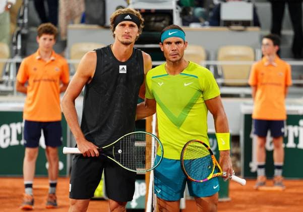 Mandatory Credit: Photo by Javier Garcia Shutterstock (12960013b) Alexander Zverev and Rafael Nadal pose for a photo before their semi final French Open Tennis, Day 13, Roland Garros, Paris, France - 03 Jun 2022 French Open Tennis, Day 13, Roland Garros, Paris, France - 03 Jun 2022  Copyright: xJavierxGarcia Shutterstockx 12960013b