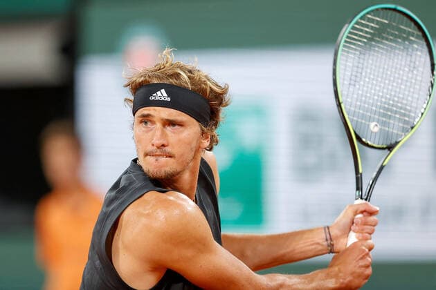 03 06 2022, Tennis, French Open 2022 Roland Garros, FRA, Paris, Roland Garros picture v li Alexander Zverev GER Copyright: HMBxMedia AntonioxBorga