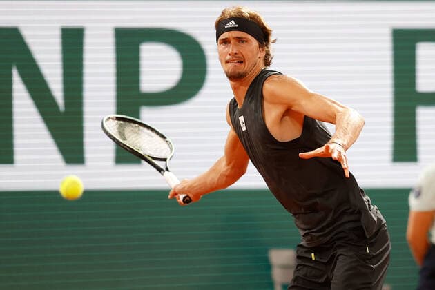 03 06 2022, Tennis, French Open 2022 Roland Garros, FRA, Paris, Roland Garros picture v li Alexander Zverev GER Copyright: HMBxMedia AntonioxBorga