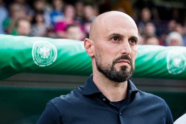 EM qualification U21, Germany Hungary 03 06 2022 Antonio Di Salvo coach Germany EM qualification U21, Germany Hungary, Osnabrueck, stadium Bremer Bruecke DFB REGULATIONS PROHIBIT ANY USE OF PHOTOGRAPHS AS IMAGE SEQUENCES AND OR QUASI VIDEO Copyright: xBEAUTIFULxSPORTS Wunderlx