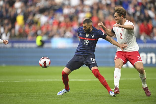 Karim Benzema (France) vs Joachin Andersen (Danemark) FOOTBALL : France vs Danemark - Ligue des Nations - 03 06 2022 JBAutissier Panoramic 