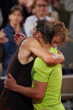 (220604) -- PARIS, June 4, 2022 -- Alexander Zverev (L) hugs Rafael Nadal as he retires from the match after sustaining an injury during the men s singles semifinal match between Alexander Zverev of Germany and Rafael Nadal of Spain at the French Open tennis tournament at Roland Garros in Paris, France, June 3, 2022. ) (SP)FRANCE-PARIS-TENNIS-ROLAND GARROS-FRENCH OPEN-MEN S SINGLES SEMIFINAL MengxDingbo 