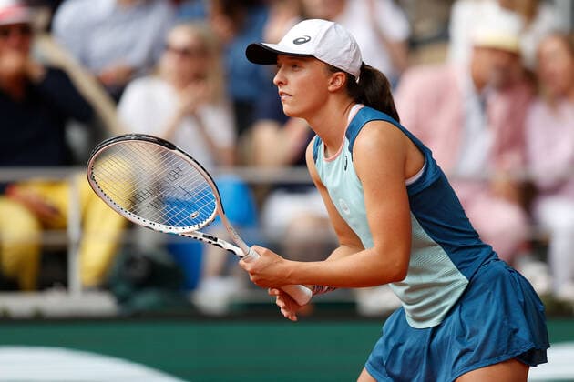 04 06 2022, Tennis, French Open 2022 Roland Garros Final Women Singles Iga Swiatek POL Coco Gauff USA , FRA, Paris, Roland Garros Picture v li Iga Swiatek POL Copyright: HMBxMedia AntonioxBorga