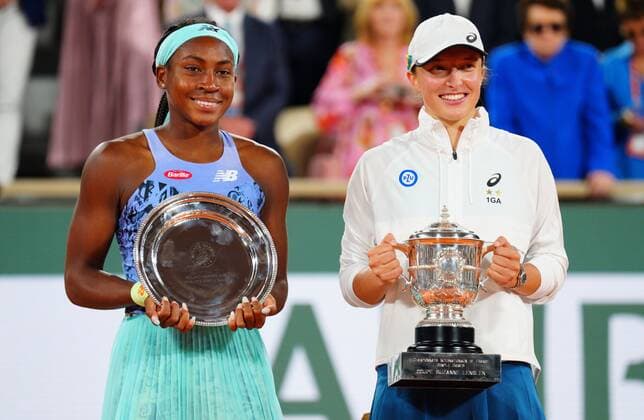 Mandatory Credit: Photo by Javier Garcia Shutterstock (12960014y) Runner up Coco Gauff and winner Iga Swiatek with their trophies French Open Tennis, Day 14, Roland Garros, Paris, France - 04 Jun 2022 French Open Tennis, Day 14, Roland Garros, Paris, France - 04 Jun 2022  Copyright: xJavierxGarcia Shutterstockx 12960014y