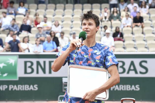 Tennis - Roland Garros 2022 - Gabriel Debru - France gagne le tournoi junior TENNIS : Roland Garros 2022 - France - 04 06 2022 ChrysleneCaillaud Panoramic 