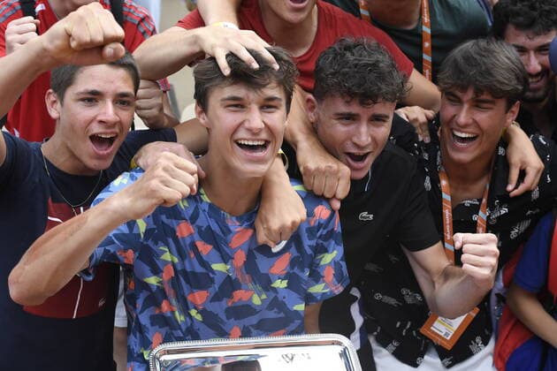 Tennis - Roland Garros 2022 - Gabriel Debru - France gagne le tournoi junior TENNIS : Roland Garros 2022 - France - 04 06 2022 ChrysleneCaillaud Panoramic 