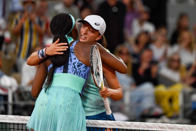 Roland Garros 2022 PARIS, IF - 04.06.2022: ROLAND GARROS 2022 - Iga Swiatek and Coco Gauff later Iga wins the 2022 Roland Garros women& 39;s tournament after winning the tennis match against Coco Gauff 2-0 (6-1, 6-3) held in Paris, France. (Photo: Richard Callis Fotoarena) x2215975x  RichardxCallis