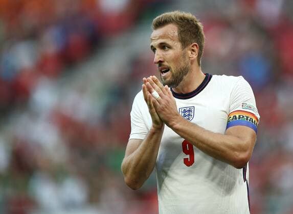 Mandatory Credit: Photo by Michael Zemanek Shutterstock (12965167bc) Harry Kane of England reacts Hungary v England, UEFA Nations League, Group C, International Football, Puskas Arena Park, Budapest, Hungary - 04 Jun 2022 Hungary v England, UEFA Nations League, Group C, International Football, Puskas Arena Park, Budapest, Hungary - 04 Jun 2022 Copyright: xMichaelxZemanek Shutterstockx 12965167bc