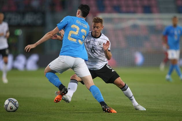 Fußball, Nations League, Italien - Deutschland Italy - 04.06.2022: ALESSANDRO BASTONI (ITALY), JOSHUA KIMMICH (GERMANY) in action during the UEFA Nations league 2023 football match between Italy vs Germany at Stadio Dall™Ara in Bologna on 04 june 2022.  Copyright: xMarcoxIacobuccix xipa-agency.netx xMarcoxIacobuccix 0