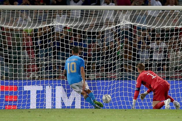 04 06 2022, Bologna, Italy, Renato Dall Ara , Italy vs Germany UEFA Nations League Path A Group 2, Lorenzo Pellegrini Italy goal shot to 1 0 Photo H Langer Bologna Renato Dall Ara Emilia Romagna Italy  541_ITAGER20220604_067 Langer-541