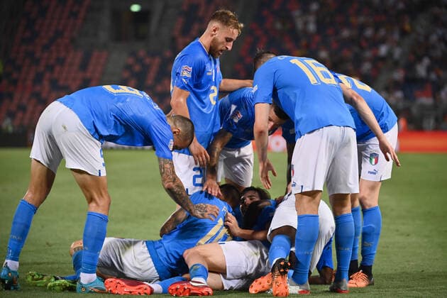 Photo Massimo Paolone LaPresse june 4, 2022 Bologna, Italy soccer Italy vs Germany - UEFA Nations League League A Group 3 - Renato Dall Ara stadium In the pic: Lorenzo Pellegrini (Italia) celebrates after scoring goal 1-0  Copyright: xMassimoxPaolone LaPressex