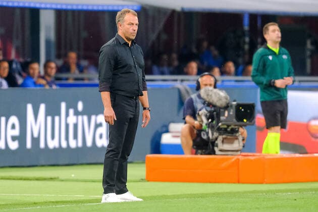 Hansi Flick Germany, German coach looks perplexed on the sidelines, ITA, Italy vs Germany, soccer, Uefa Nations League, Matchday 1, Season 2022, 04 06 2022, ITA, Italy vs Germany, soccer, Nations League, Matchday 1, Season 2022, 04 06 2022 Bologna Copyright: xEibner-Pressefotox EP_EER
