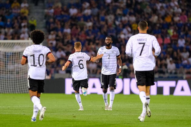 Joshua Kimmich Germany, 6 cheers his goal to 1 1 with Antonio Ruediger Germany, 2 , ITA, Italy vs Germany, Football, Uefa Nations League, Matchday 1, Season 2022, 04 06 2022, ITA, Italy vs Germany, Football, Nations League, Matchday 1, Season 2022, 04 06 2022 Bologna. Copyright: xEibner-Pressefotox EP_EER
