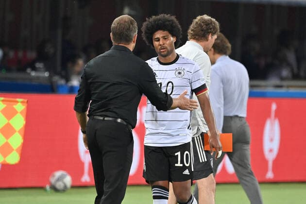 German coach Hans Dieter Hansi FLICK GER , with Serge GNABRY GER Football UEFA Nations League,Group Stage 1 Matchday Italy ITA Germany GER 1 1, on 04 06 2022, Renato Dall Ara Stadium Bologna