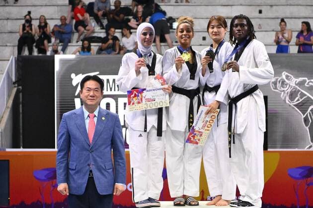 Mandatory Credit: Photo by Domenico Cippitelli LiveMedia Shutterstock (12972811ac) Jan-di KIM (KOR), Julyana AL-SADEQ (JOR),Ruth GBAGBI (CIV) and Magda WIET HENIN (FRA) during SF and F round of World Taekwondo Grand Prix at Foro Italico, Nicola Pietrangeli Stadium, 4th June 2022, Rome, Italy. Taekwondo World Taekwondo Roma Grand Prix (day2), Foro Italico, Rome, Italy - 04 Jun 2022 Taekwondo World Taekwondo Roma Grand Prix (day2), Foro Italico, Rome, Italy - 04 Jun 2022 Copyright: xDomenicoxCippitelli LiveMedia Shutterstockx 12972811ac