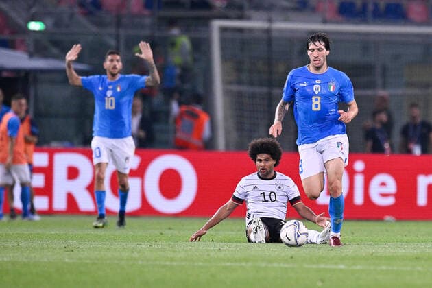 4th Jun 2022; Renato Dall& x2019;Ara Stadium, Bologna, Italia; Uefa Nations League match; Italy versus Germany; Serge Gnabry of Germany and Sandro Tonali of Italy comes forward on the ball  ActionPlus12397062 AllShotLive