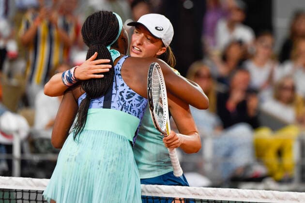 Roland Garros 2022 PARIS, IF - 04.06.2022: ROLAND GARROS 2022 - Iga Swiatek and Coco Gauff later Iga wins the 2022 Roland Garros women& 39;s tournament after winning the tennis match against Coco Gauff 2-0 (6-1, 6-3) held in Paris, France. (Photo: Richard Callis Fotoarena) x2216216x  RichardxCallis