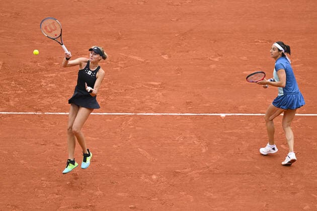Jessica Pegula (usa) Coco Gauff (usa) TENNIS : Roland Garros 2022 - Finale double femme - 05 06 2022 JBAutissier Panoramic 