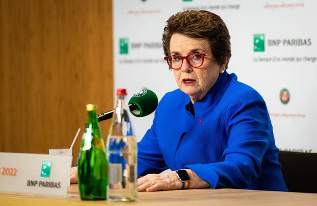 June 4, 2022, PARIS, FRANCE: Billie Jean King of the United States talks to the media before the final of the 2022 Roland Garros Grand Slam tennis tournament PARIS FRANCE - ZUMAa181 20220604_zaa_a181_115 Copyright: xRobxPrangex