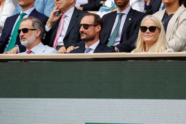 French Open Feature, Felipe VI, King of Spain and Prince Haakon with wife Mette Marit in the box of honor, Final, Final match Copyright: xJuergenxHasenkopfx