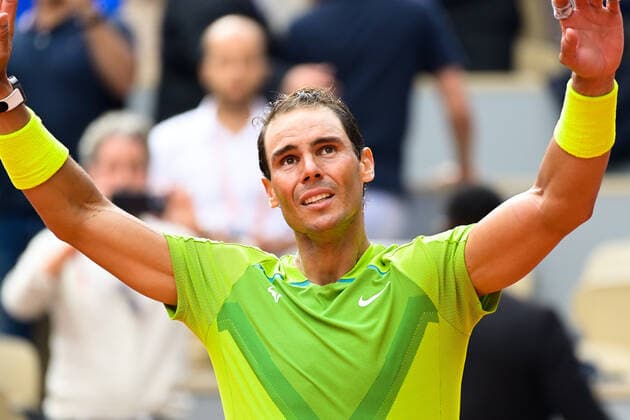 Attitude - Joie de Rafael Nadal ( Espagne ) en fin du match TENNIS : Roland Garros 2022 - Internationaux de France - 05 06 2022 FedericoPestellini Panoramic 
