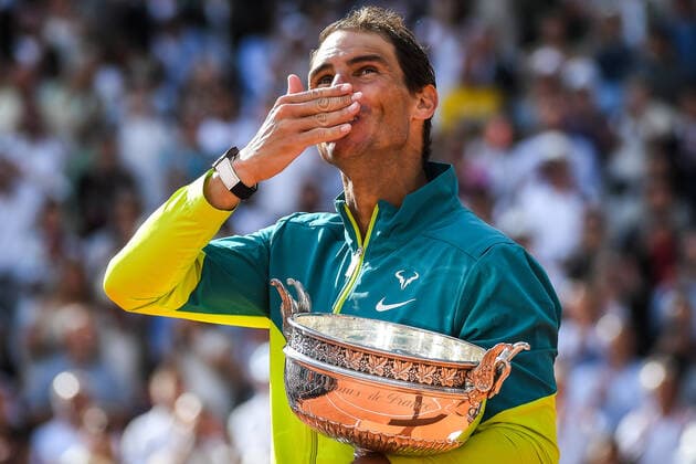 June 5, 2022, Paris, France, France: Rafael NADAL of Spain celebrates his victory with the trophy during the Day fifteen of Roland-Garros 2022, French Open 2022, Grand Slam tennis tournament at the Roland-Garros stadium on June 05, 2022 in Paris, France. Paris France - ZUMAm308 20220605_zsp_m308_017 Copyright: xMatthieuxMirvillex