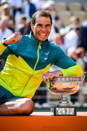 June 5, 2022, Paris, France, France: Rafael NADAL of Spain celebrates his victory with the trophy during the Day fifteen of Roland-Garros 2022, French Open 2022, Grand Slam tennis tournament at the Roland-Garros stadium on June 05, 2022 in Paris, France. Paris France - ZUMAm308 20220605_zsp_m308_021 Copyright: xMatthieuxMirvillex