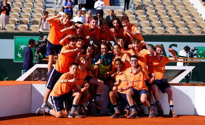 Mandatory Credit: Photo by Javier Garcia Shutterstock (12960016bk) Rafael Nadal poses for a photo with the ball kids French Open Tennis, Day 15, Roland Garros, Paris, France - 05 Jun 2022 French Open Tennis, Day 15, Roland Garros, Paris, France - 05 Jun 2022  Copyright: xJavierxGarcia Shutterstockx 12960016bk