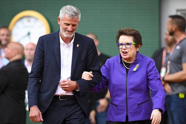 Tennis, Prominente Gäste bei den French Open in Paris Gilles Moretton - president FFT Billie Jean King TENNIS : Roland Garros 2022 - Finale Simple Messieurs - 05 06 2022 JBAutissier Panoramic 