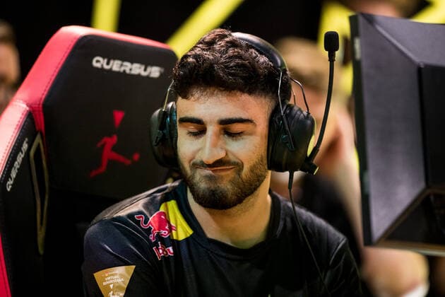 VBL Grand Final by bevestor 05 06 2022 Umut RBLZ Umut Gueltekin RB Leipzig frustrated Virtual Bundesliga Grand Final by bevestor, Cologne, XPOST Copyright: xBEAUTIFULxSPORTS Wunderlx
