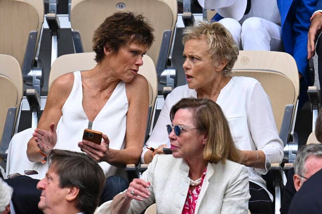 Muriel Robien et Anne le Nen CELEBRITIES : Roland Garros 2022 - Finale Simple Messieurs - 05 06 2022 JBAutissier Panoramic 