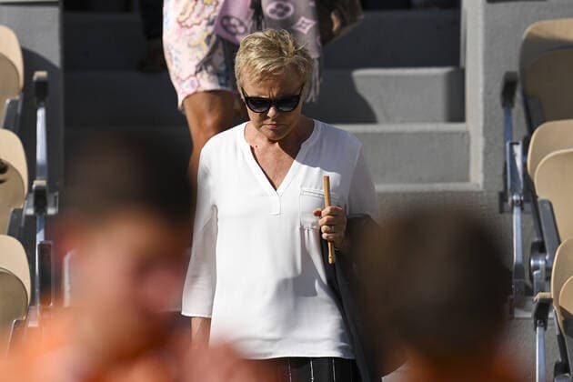 Muriel Robin CELEBRITIES : Roland Garros 2022 - Finale Simple Messieurs - 05 06 2022 JBAutissier Panoramic 