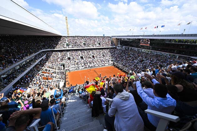 vue generale du court central Philippe Chatrier CELEBRITIES : Roland Garros 2022 - Finale Simple Messieurs - 05 06 2022 JBAutissier Panoramic 