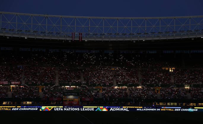 Sport Themen der Woche KW23 Sport Bilder des Tages SOCCER - NL, AUT vs DEN VIENNA,AUSTRIA,06.JUN.22 - SOCCER - UEFA Nations League, OEFB international match, Länderspiel, Nationalmannschaft Austria vs Denmark. Image shows the dark stadium.  GEPAxpictures xWalterxLuger