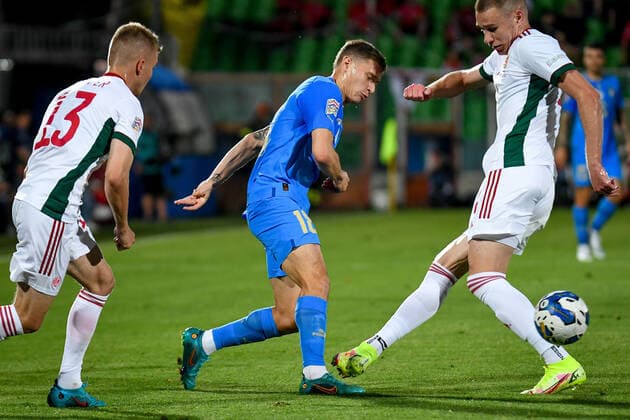 June 7, 2022, Cesena, Italy: Cesena, Italy, Dino Manuzzi stadium, June 07, 2022, Italy s Nicolo Barella in action during Italy vs Hungary - football UEFA Nations League match. football UEFA Nations League match - Italy vs Hungary, Cesena, Italy - ZUMAl164 20220607_zsa_l164_021 Copyright: xEttorexGriffonix
