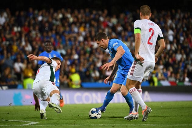Photo Massimo Paolone LaPresse june 7, 2022 Cesena, Italy soccer Italy vs Hungary - UEFA Nations League League A Group 3 - Dino Manuzzi Orogel stadium In the pic: Andrea Belotti (Italia) competes for the ball with Adam Lang (Ungheria)  Copyright: xMassimoxPaolone LaPressex