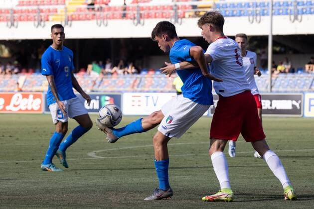 June 7, 2022, San Benedetto del Tronto, Italy: Nicolo Cudrig of Italy U20 and Maksymilan Tkocz of Poland U20 in action during the International Friendly, Länderspiel, Nationalmannschaft match between Italy U20 and Poland U20 at Stadio Riviera delle Palme on June 7, 2022 in San Benedetto del Tronto, Italy. Ã‚ Photo: . Other - U20 Italy vs Poland, San Benedetto del Tronto, Italy  - ZUMAl164 20220607_zsa_l164_113 Copyright: xCinziaxCamelax