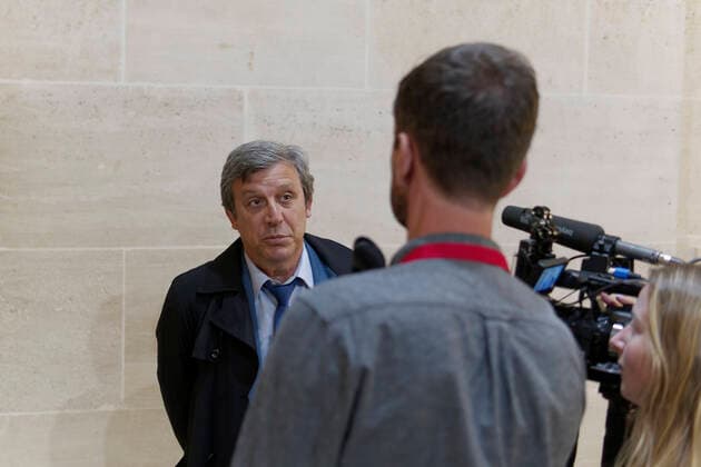 Liverpool s Mayor Steve Rotheram At The Senate Hearing About The Disorders During The UEFA Champions League Final Senator Davide Assouline gives an interview for mediaTV after the senate hearing about the disorders during the UEFA Champions League Final at the Stade de France - June 10, 2022 , Paris Paris France  Copyright: xDanielxPierx originalFilename:pelletier-notitle220609_npzSB.jpg