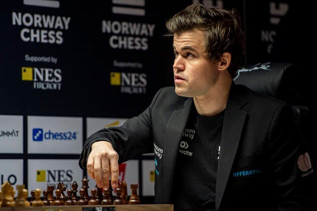 Sport Themen der Woche KW23 Sport Bilder des Tages Norway Chess Stavanger 20220610. Magnus Carlsen under Norway Chess 2022 som holdes i Finansparken i Stavanger. Foto: Carina Johansen NTB Stavanger Norge Ref:_SPOLIXilFK9IGg.jpg *** Norway Chess Stavanger 20220610 Magnus Carlsen during Norway Chess 2022 held in Finansparken in Stavanger Photo Carina Johansen NTB Stavanger Norway  Copyright: xCarinaxJohansenx xNTBx EDITORIAL USE ONLY. RESTRICTED USE FOR BETTING COMPANIES