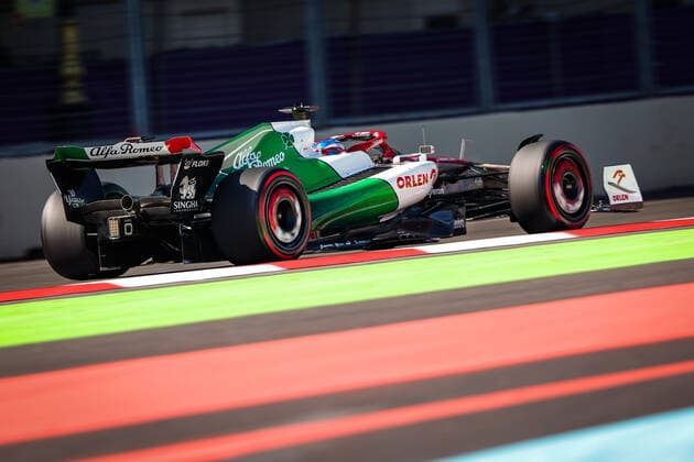 Sport Bilder des Tages 77 BOTTAS Valtteri (fin), Alfa Romeo F1 Team ORLEN C42, action during the Formula 1 Azerbaijan Grand Prix 2022, 8th round of the 2022 FIA Formula One World Championship, WM, Weltmeisterschaft on the Baku City Circuit, from June 10 to 12, 2022 in Baku, Azerbaijan - F1 - AZERBAIJAN GRAND PRIX 2022 DPPI Panoramic  20220611_G00D7728