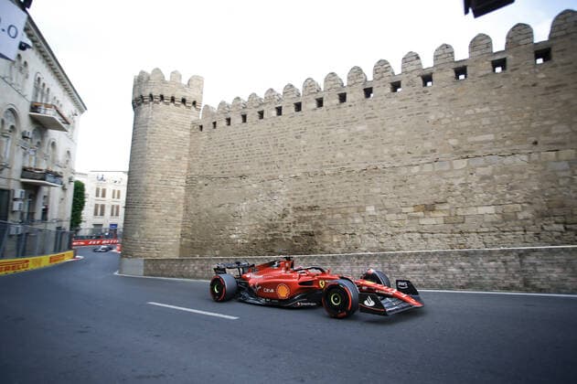 16 LECLERC Charles (mco), Scuderia Ferrari F1-75, action during the Formula 1 Azerbaijan Grand Prix 2022, 8th round of the 2022 FIA Formula One World Championship, WM, Weltmeisterschaft on the Baku City Circuit, from June 10 to 12, 2022 in Baku, Azerbaijan - F1 - AZERBAIJAN GRAND PRIX 2022 DPPI Panoramic  _B3_3595